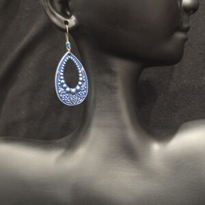 Elegant Blue Teardrop Earrings